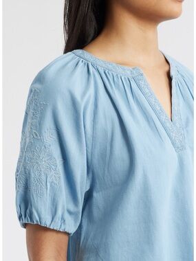 beachlunchlounge Laurent  Embroidered V-Neck  Peasant Blouse size M